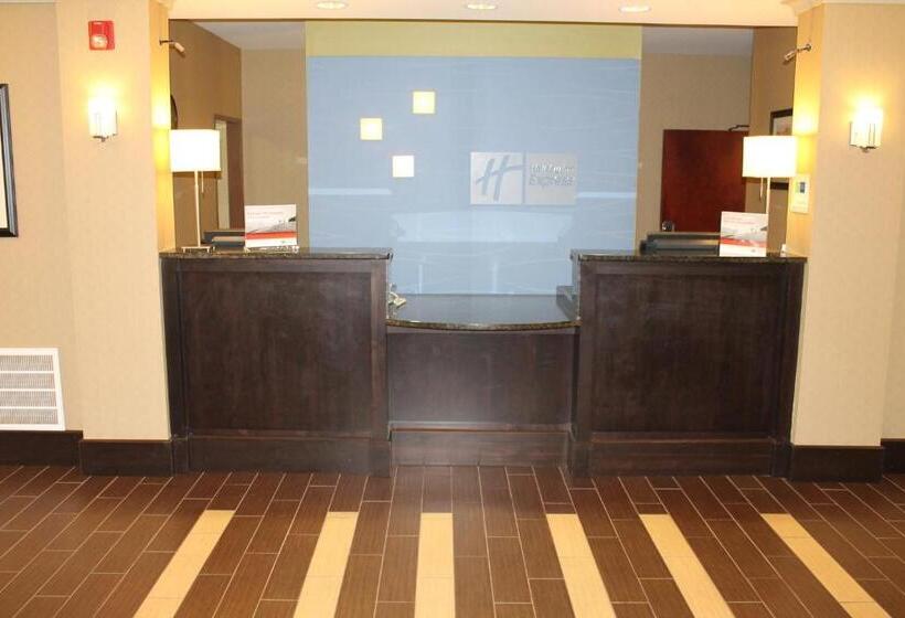 فندق Holiday Inn Express & Suites Starkville By Ihg