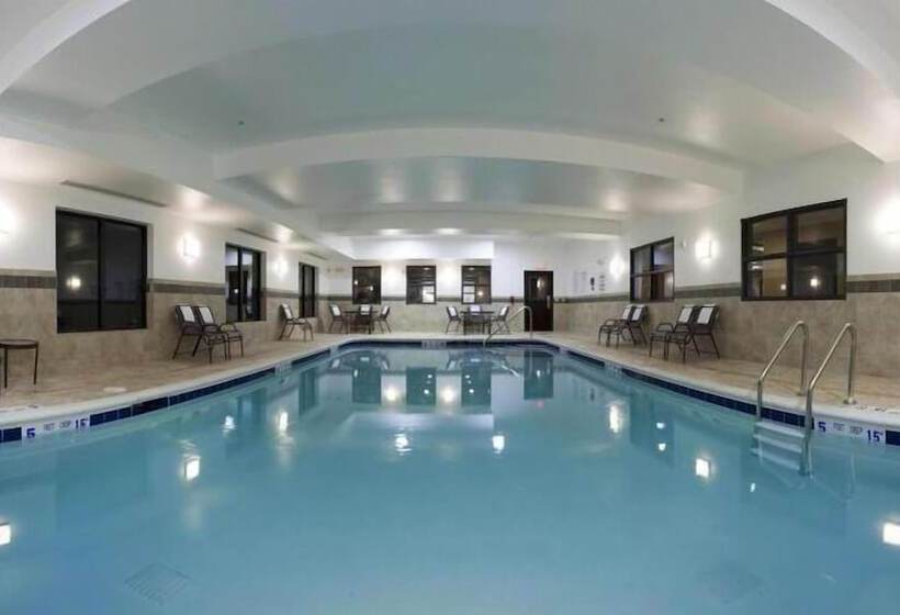 Holiday Inn Express Hotel & Suites Syracuse North Airport Area, An Ihg