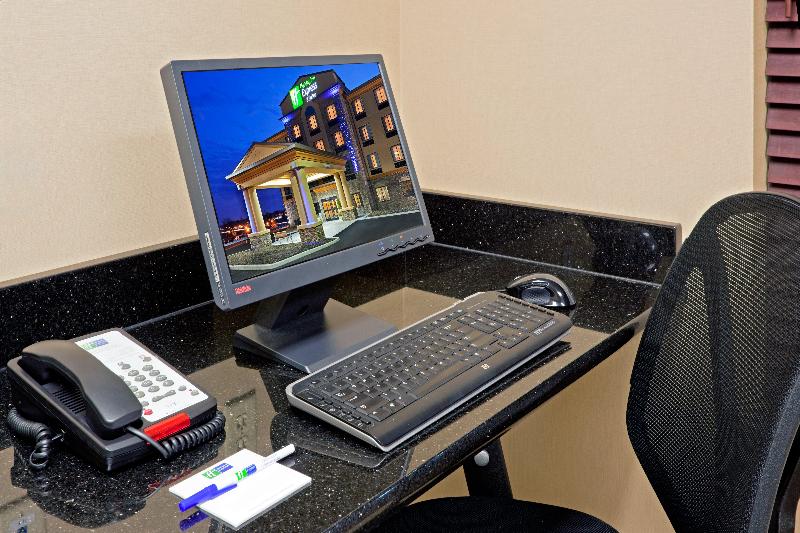 Holiday Inn Express Hotel & Suites Syracuse North Airport Area, An Ihg