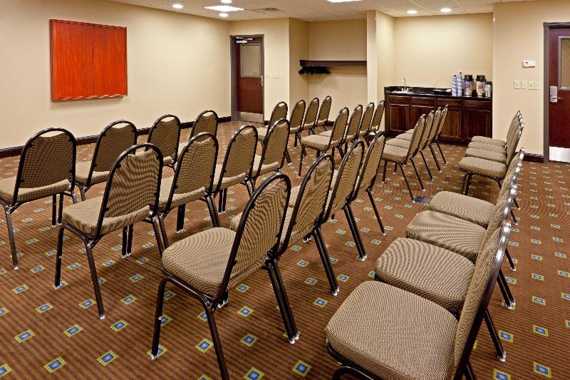 Holiday Inn Express Hotel & Suites Syracuse North Airport Area, An Ihg