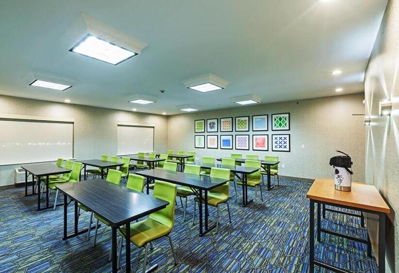 فندق Holiday Inn Express & Suites Tulsa S Broken Arrow Hwy 51 By Ihg