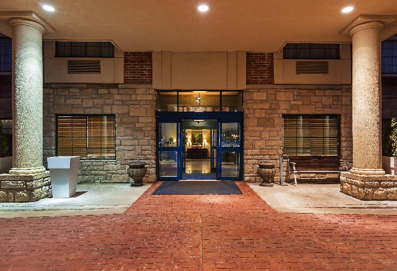 فندق Holiday Inn Express & Suites Tulsa S Broken Arrow Hwy 51 By Ihg