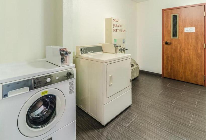 Holiday Inn Express Hotel & Suites Vinita, An Ihg