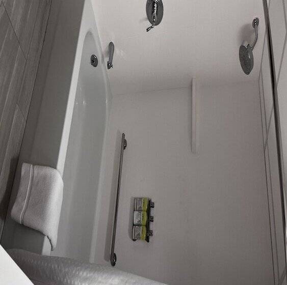 فندق Holiday Inn Express & Suites Williamsport, An Ihg