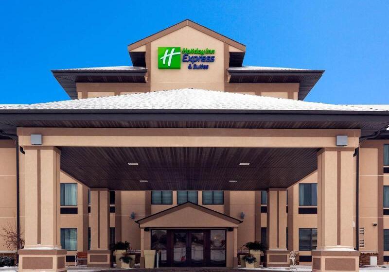 فندق Holiday Inn Express & Suites Winner By Ihg