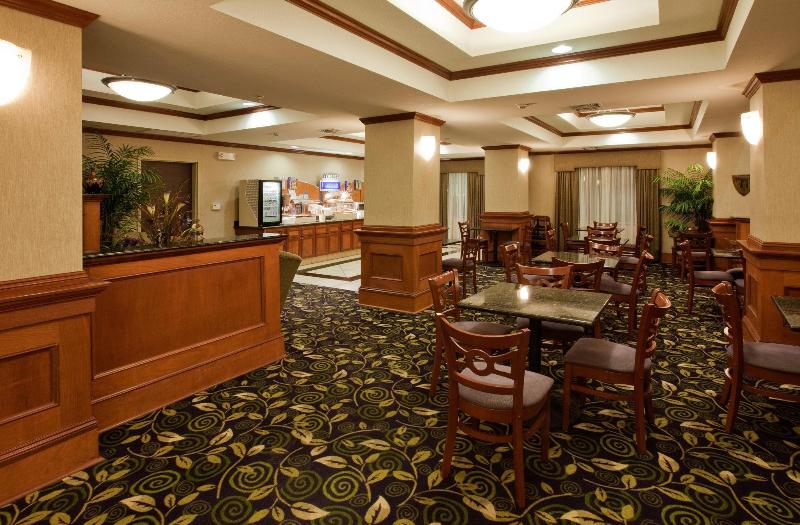 Holiday Inn Express Hotel And Suites Ada, An Ihg