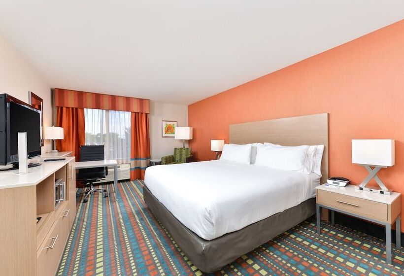 فندق Holiday Inn Express Albuquerque N   Bernalillo, An Ihg