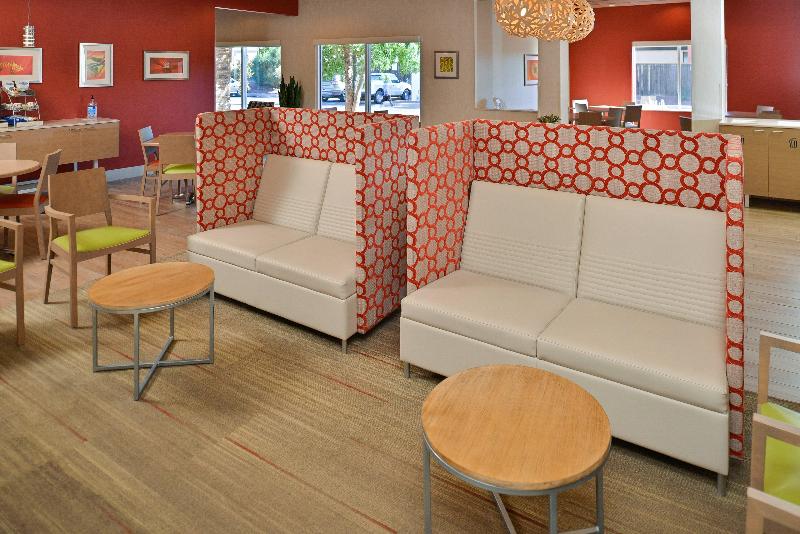 فندق Holiday Inn Express Albuquerque N   Bernalillo, An Ihg