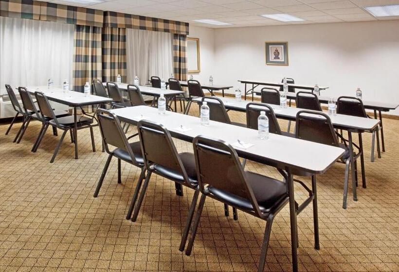 호텔 Holiday Inn Express & Suites Alliance, An Ihg
