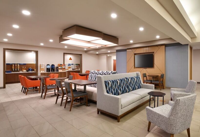 هتل Holiday Inn Express And Suites Helena, An Ihg