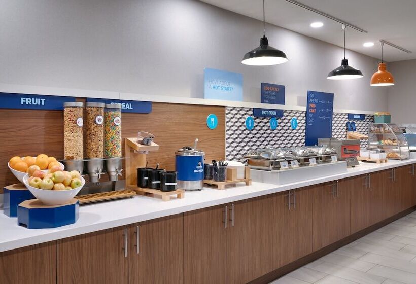 هتل Holiday Inn Express And Suites Helena, An Ihg