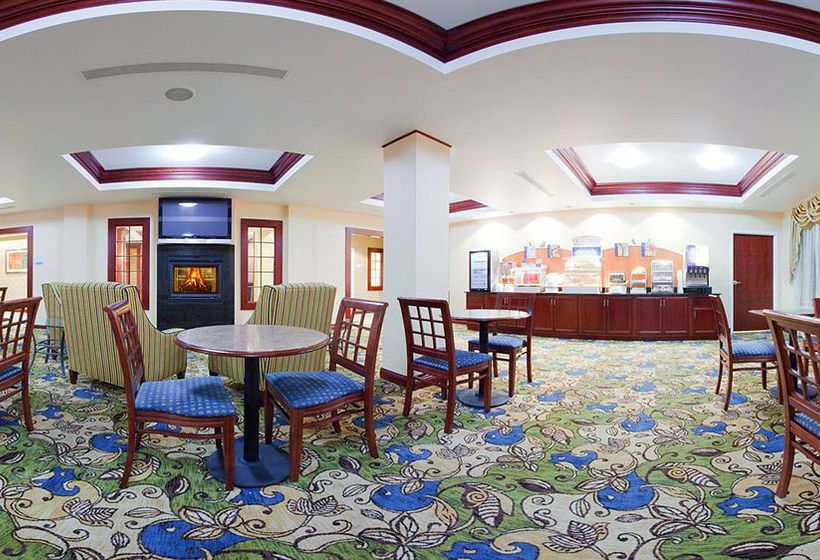 בית מלון כפרי Holiday Inn Express  Bentleyville