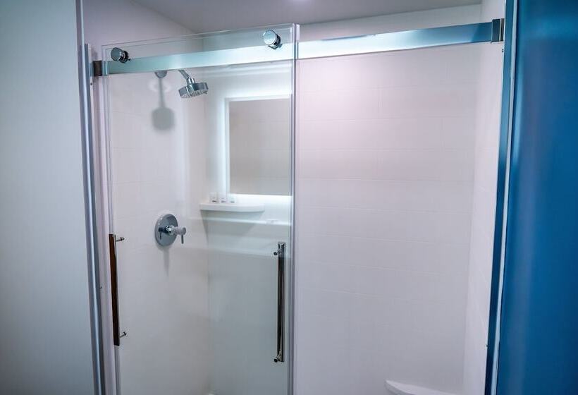 Отель Holiday Inn Express Carneys Point New Jersey Turnpike Exit 1, An Ihg