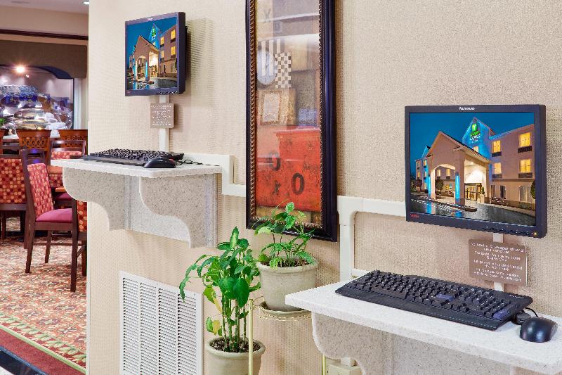 Holiday Inn Express Hotel & Suites Frackville By Ihg