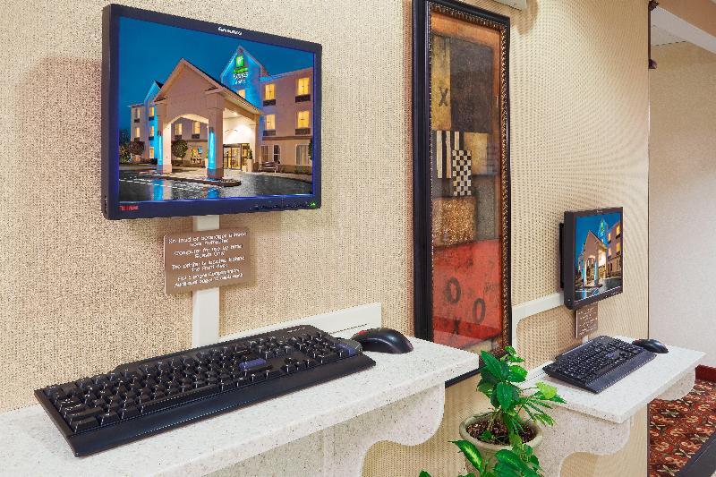 Holiday Inn Express Hotel & Suites Frackville By Ihg