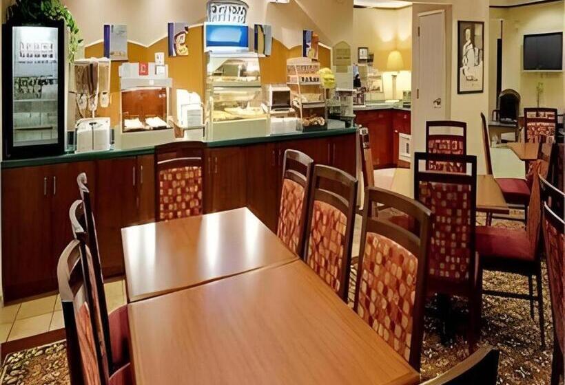 Holiday Inn Express Hotel & Suites Frackville By Ihg