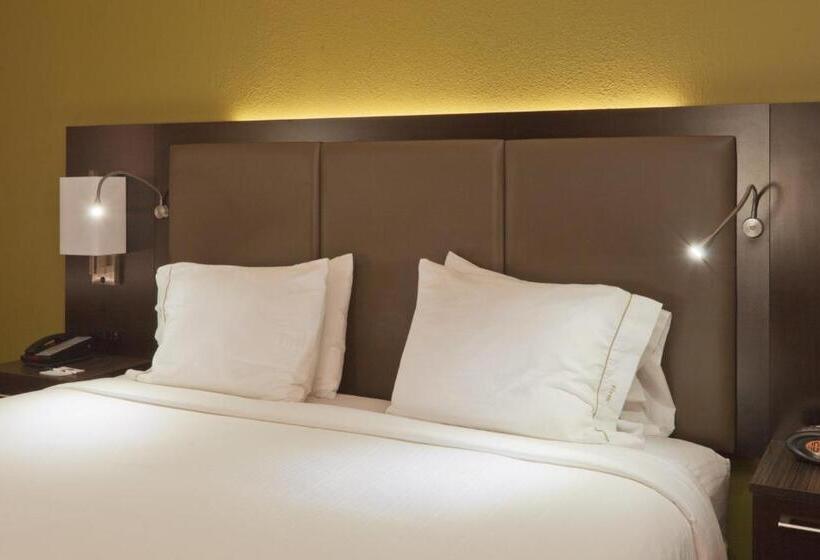 فندق Holiday Inn Express Fulton, An Ihg