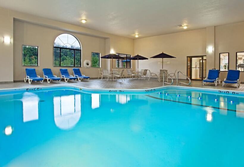 Holiday Inn Express Hotel Pittsburgh North/harmarville, An Ihg