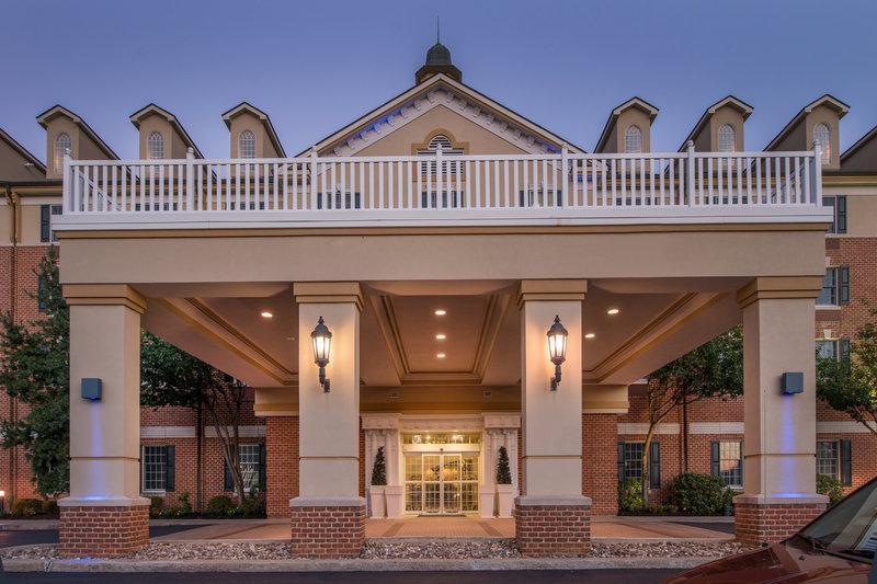 هتل Holiday Inn Express State College At Williamsburg Square, An Ihg