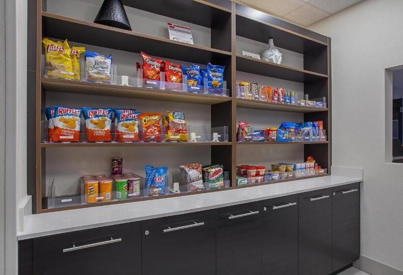 בית מלון כפרי Holiday Inn Express & Suites Lebanon Nashville Area, An Ihg