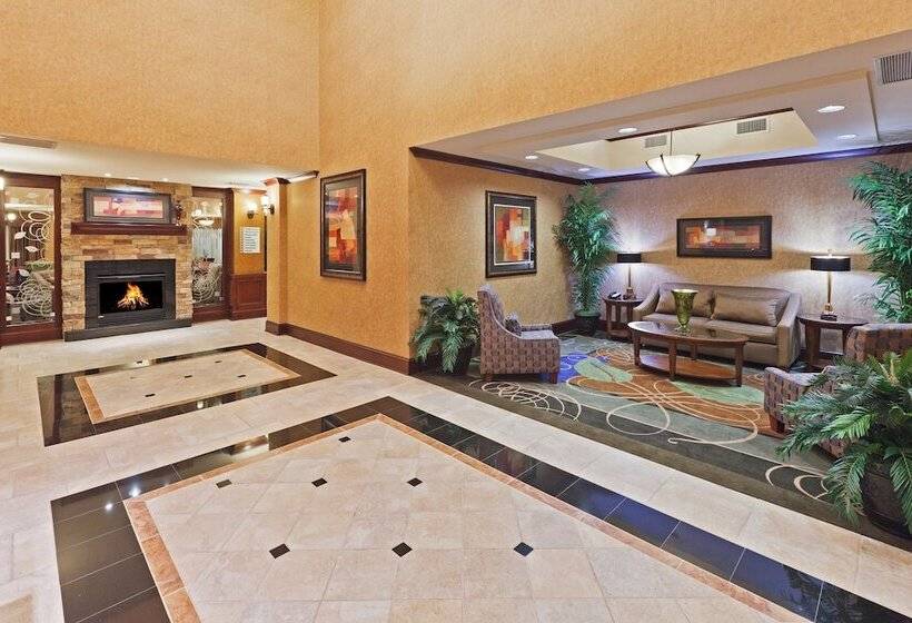 בית מלון כפרי Holiday Inn Express & Suites Poteau, An Ihg