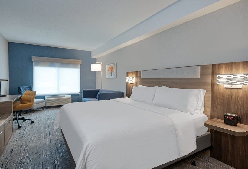 فندق Holiday Inn Express & Suites Wadsworth, An Ihg