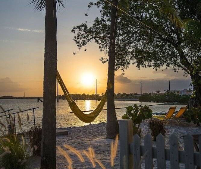 בית מלון כפרי Ibis Bay Resort