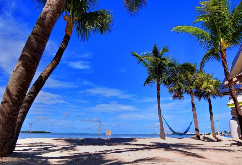 בית מלון כפרי Ibis Bay Resort