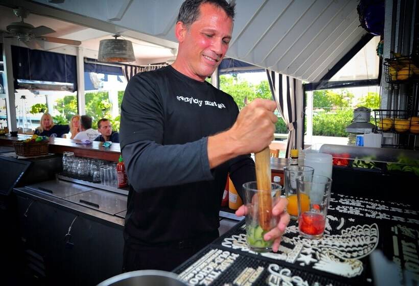 בית מלון כפרי Ibis Bay Resort