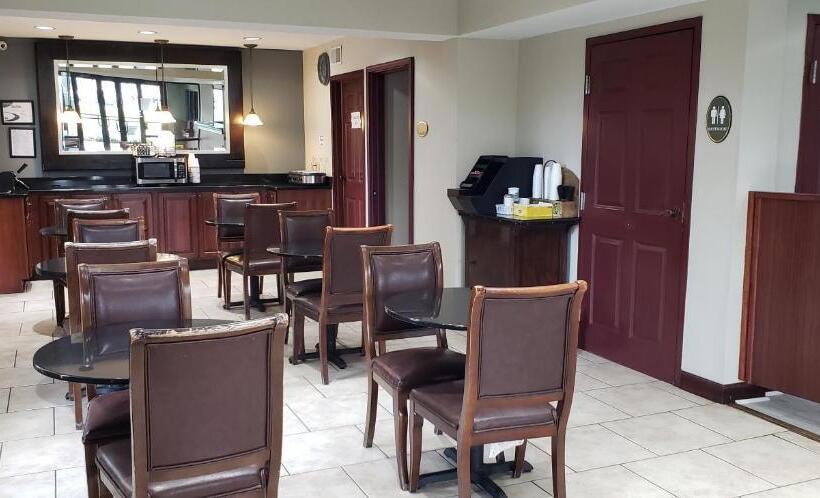 فندق Inn At Mulberry Grove