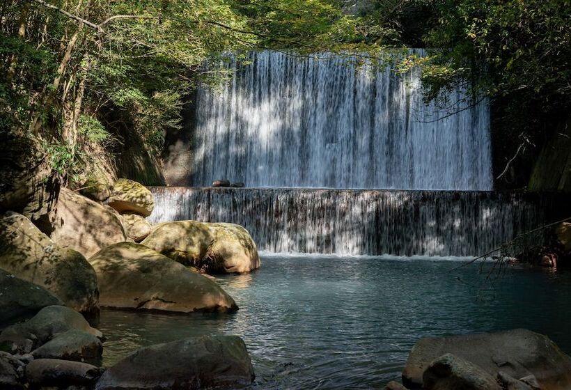 בית מלון כפרי Kirishima Momijidani Seiryuso