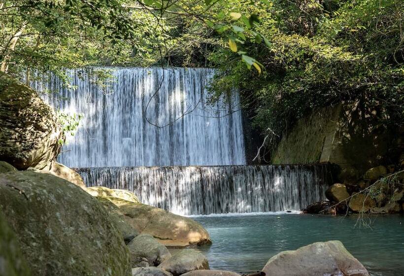 בית מלון כפרי Kirishima Momijidani Seiryuso