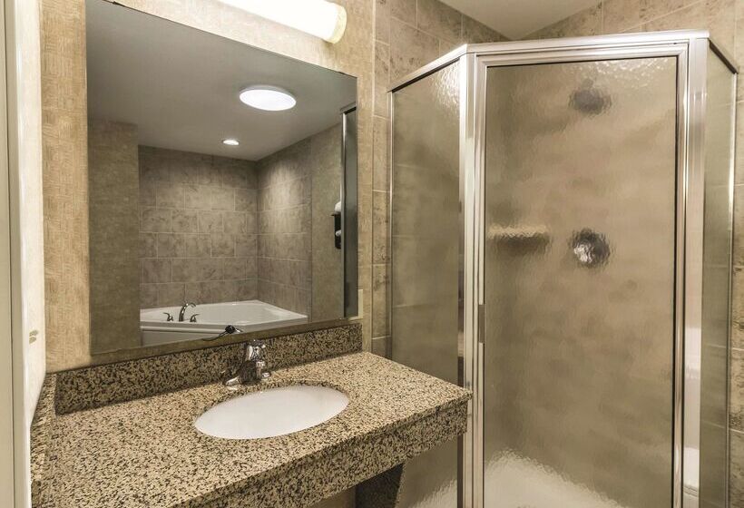 Отель La Quinta By Wyndham Fargo Medical Center