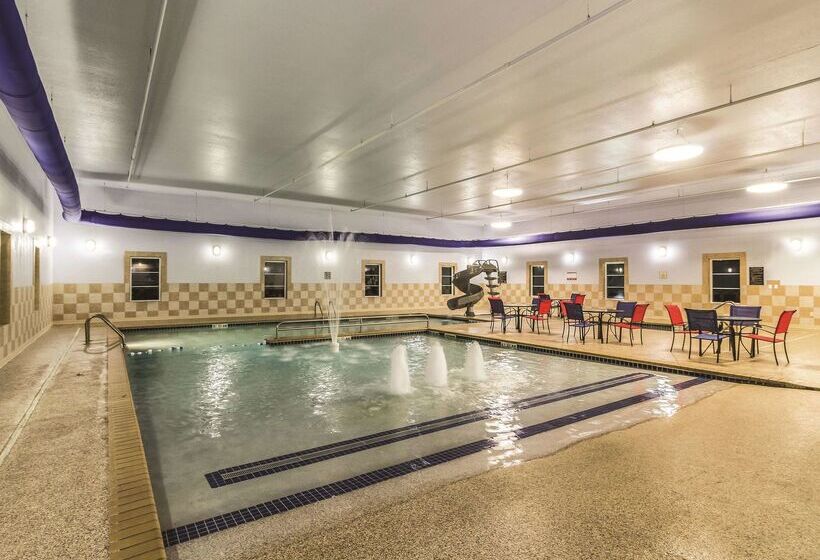 Отель La Quinta By Wyndham Fargo Medical Center