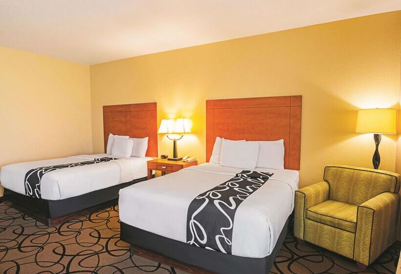 Отель La Quinta By Wyndham Ft. Worth Forest Hill, Tx