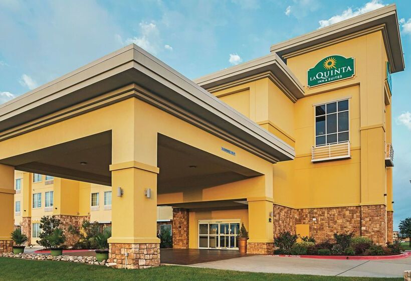 Отель La Quinta By Wyndham Ft. Worth Forest Hill, Tx