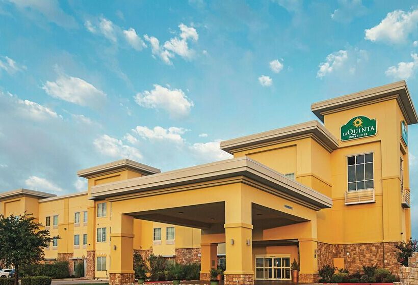 Отель La Quinta By Wyndham Ft. Worth Forest Hill, Tx