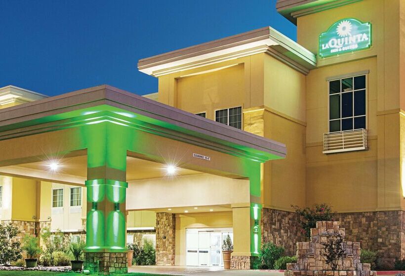 Отель La Quinta By Wyndham Ft. Worth Forest Hill, Tx