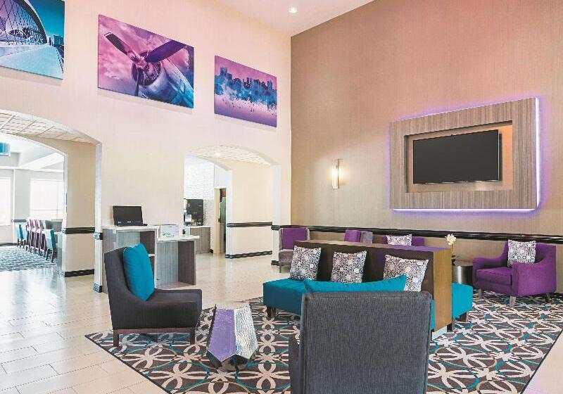هتل La Quinta By Wyndham Ft. Worth   Forest Hill, Tx
