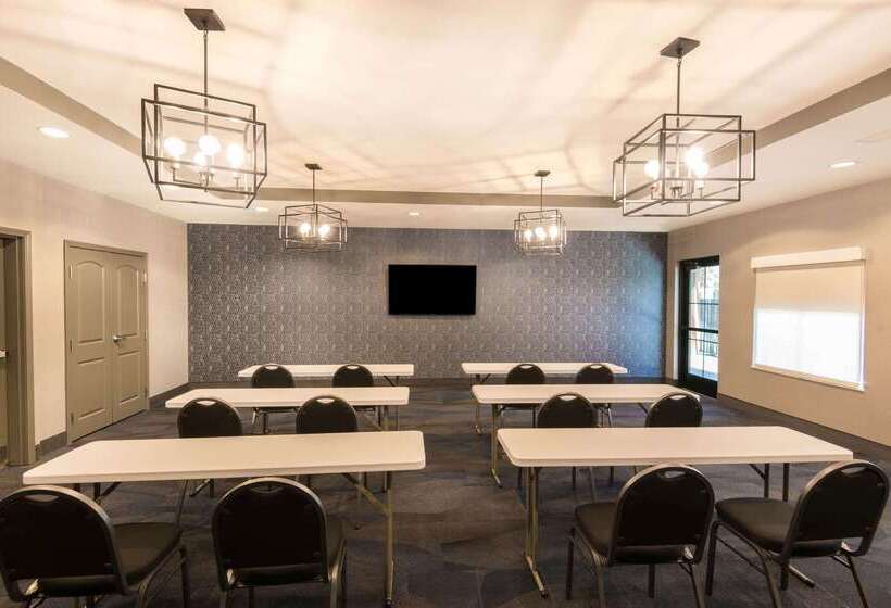 בית מלון כפרי La Quinta By Wyndham Las Vegas Airport South