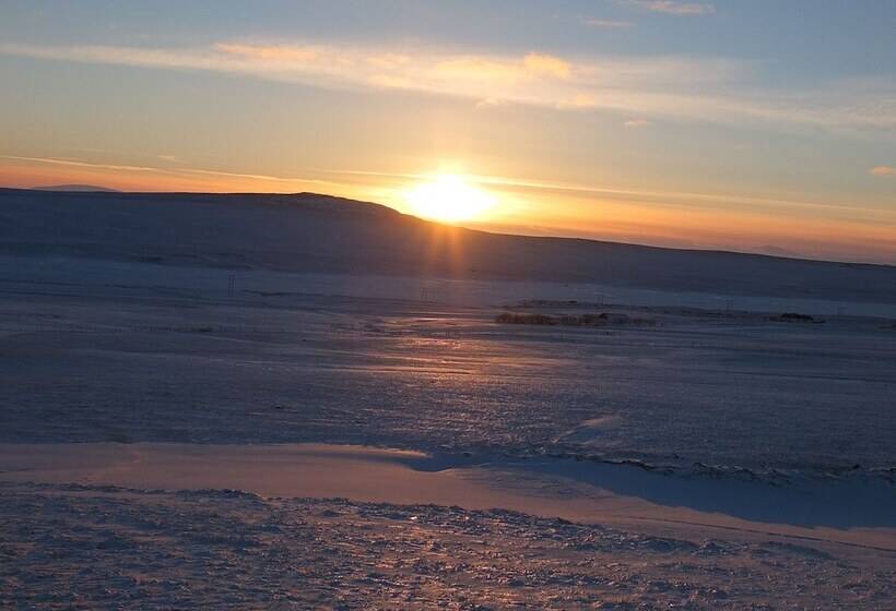 هتل Neðra Vatnshorn