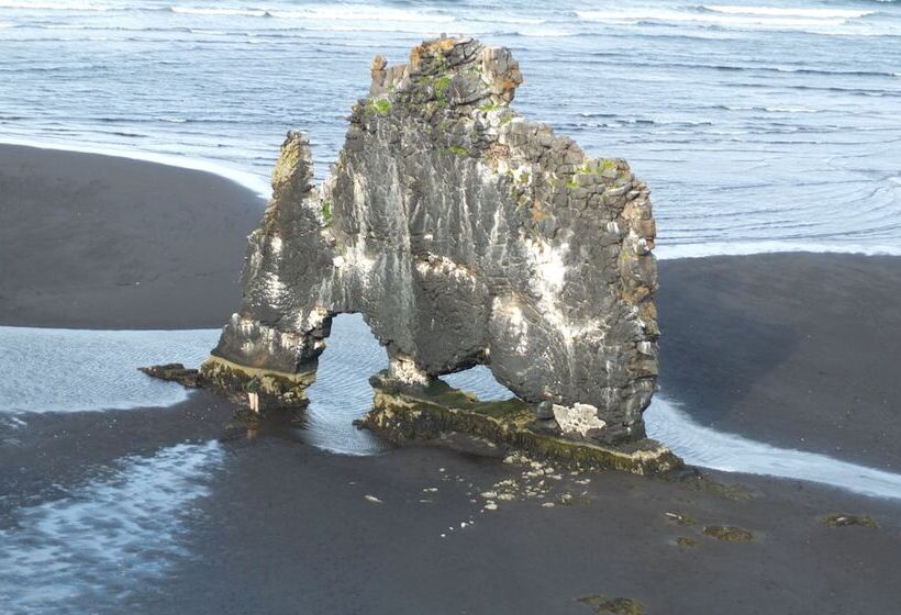 هتل Neðra Vatnshorn