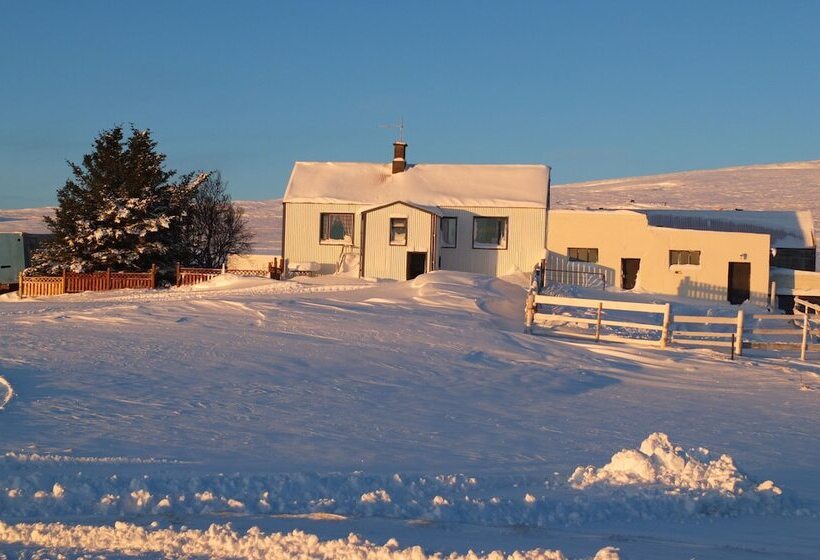 هتل Neðra Vatnshorn