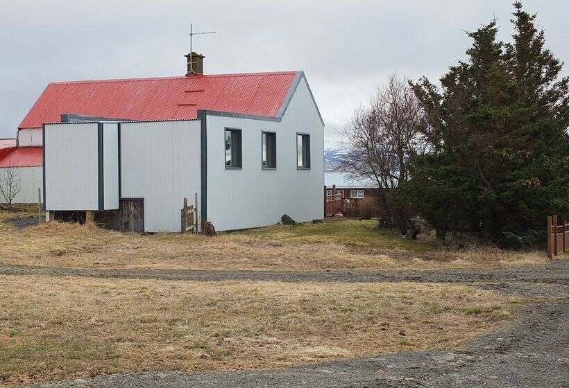 هتل Neðra Vatnshorn