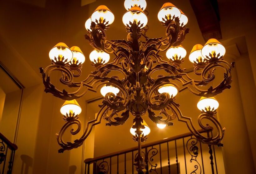 فندق Poppy Springs Resort & Spa