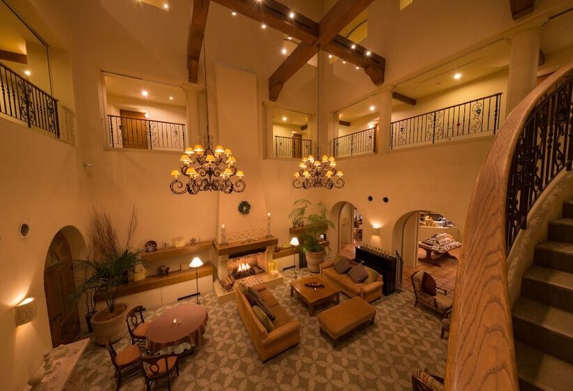 فندق Poppy Springs Resort & Spa