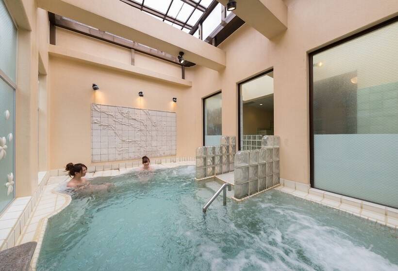 فندق Poppy Springs Resort & Spa