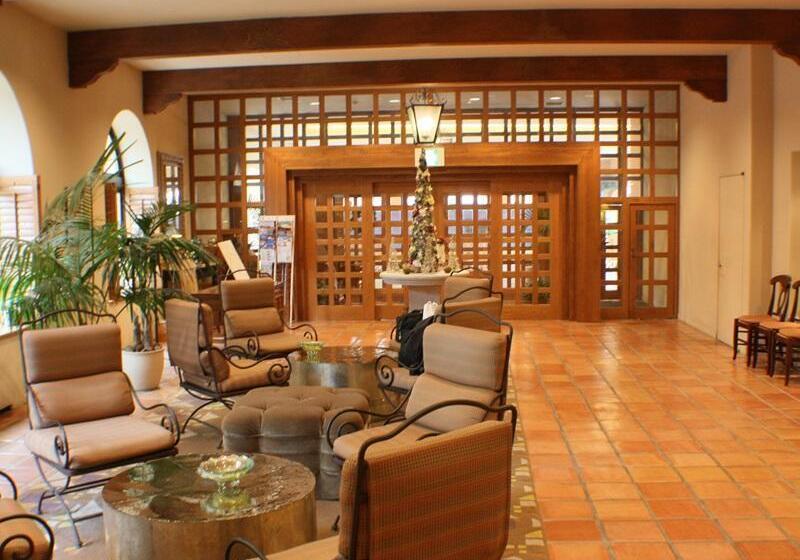 فندق Poppy Springs Resort & Spa