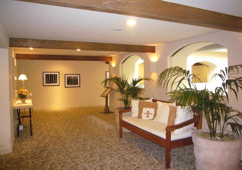 فندق Poppy Springs Resort & Spa