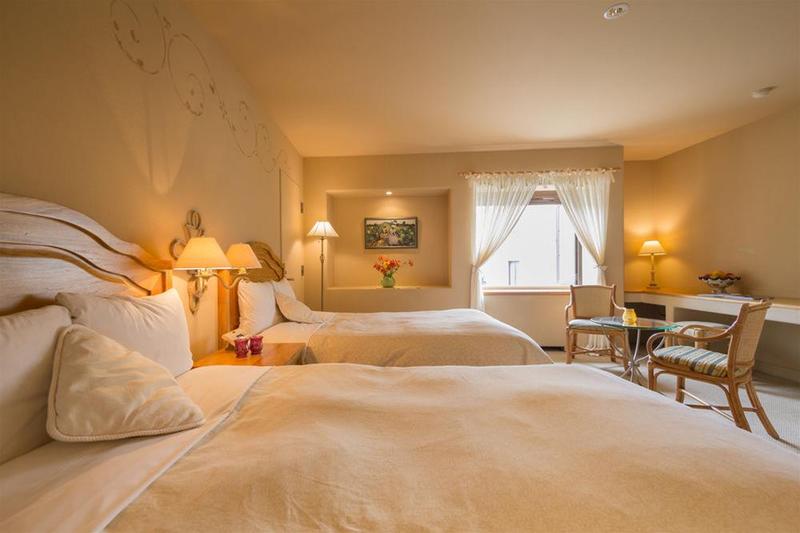 فندق Poppy Springs Resort & Spa